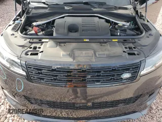 2024 Land Rover Range Rover Sport Dynamic SE with VIN SAL1L9FU9RA199592, listed as a Copart auction lot 50844035 with Not Provided miles and Salvage Title. Bid and sale history available at DreamBid. Image 12.