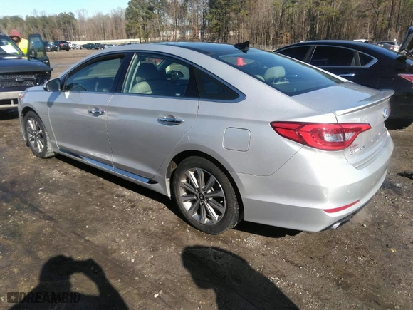 2016 Hyundai Sonata 2.4L Sport with VIN 5NPE34AF3GH415236, listed as a IAAI auction lot 41635896 with 82,333 mi miles. Bid and sale history available at carsss.com. Image 3.