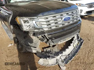 2020 Ford Expedition Limited with VIN 1FMJU1KT3LEA38847, listed as a IAAI auction lot 41356337 with 111,803 mi miles. Bid and sale history available at carsss.com. Image 6.
