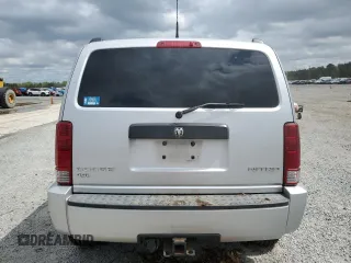 2011 Dodge Nitro Heat z VIN 1D4PT4GX2BW537438, wystawiony jako Copart lot #51336685 z przebiegiem 193 046 mil mil oraz Szkody całkowita. Historia ofert i sprzedaży dostępna na DreamBid. Obrazek 6.