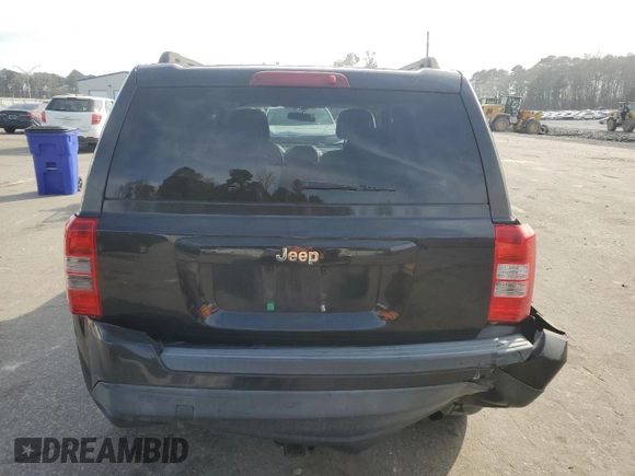 2011 Jeep Patriot Sport z VIN 1J4NT1GB3BD178338, wystawiony jako Copart lot #49590505 z przebiegiem 109 473 mil mil oraz Szkoda całkowita • Salvage title. Historia ofert i sprzedaży dostępna na DreamBid. Obrazek 6.