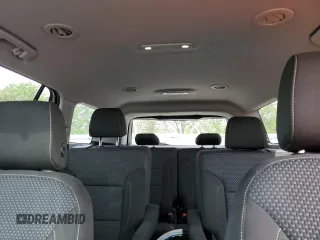 2020 GMC Acadia SLE z VIN 1GKKNRLS0LZ165157, wystawiony jako Copart lot #56304885 z przebiegiem 39 233 mil mil oraz Szkody całkowita. Historia ofert i sprzedaży dostępna na DreamBid. Obrazek 10.