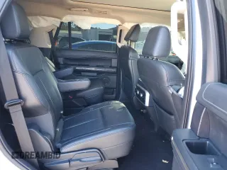 2023 Ford Expedition XLT with VIN 1FMJU1H85PEA23677, listed as a Copart auction lot 84255484 with 0 mi miles and Salvage Title. Bid and sale history available at carsss.com. Image 11.