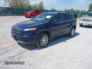 2015 Jeep Cherokee Limited z VIN 1C4PJMDS0FW551615, wystawiony jako IAAI lot #42080944 z przebiegiem 175 793 mil mil oraz . Historia ofert i sprzedaży dostępna na DreamBid. Obrazek 18.