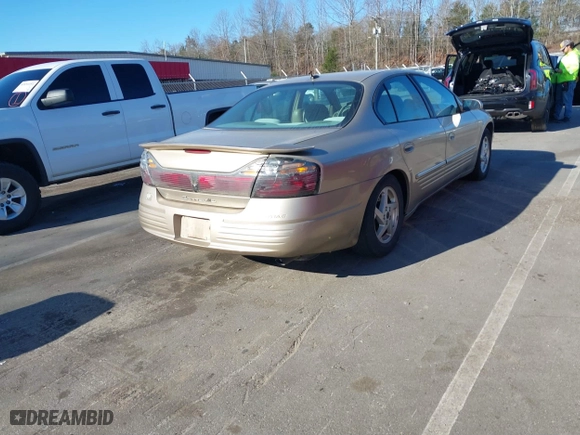 2005 Pontiac Bonneville SE with VIN 1G2HX52K35U160503, listed as a IAAI auction lot 41849085 with 206,650 mi miles. Bid and sale history available at carsss.com. Image 4.