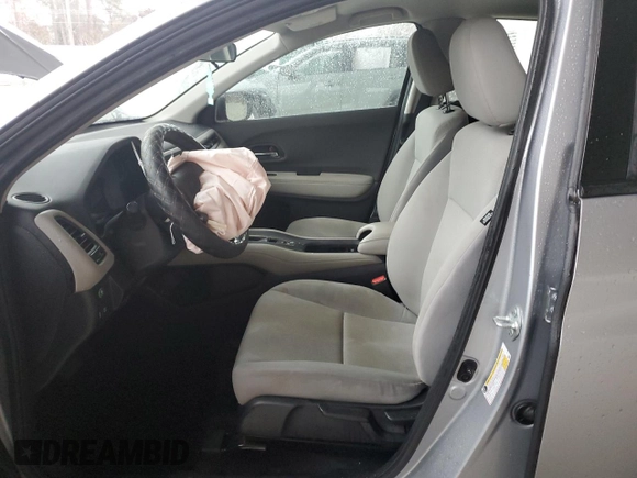 2021 Honda HR-V LX with VIN 3CZRU5H37MM729956, listed as a Copart auction lot 44676175 with 46,186 mi miles and Salvage Title. Bid and sale history available at carsss.com. Image 7.