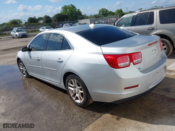 2014 Chevrolet Malibu LT with VIN 1G11C5SL8EU149832, listed as a IAAI auction lot 41832165 with 145,421 mi miles. Bid and sale history available at carsss.com. Image 3.
