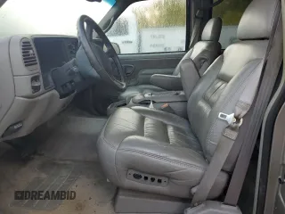 1999 GMC Suburban z VIN 3GKEC16R4XG536985, wystawiony jako Copart lot #73421824 z przebiegiem 181 327 mil mil oraz Tytuł czysty. Historia ofert i sprzedaży dostępna na DreamBid. Obrazek 7.