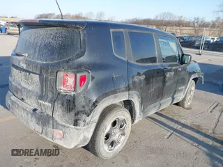 2016 Jeep Renegade Sport with VIN ZACCJAAW3GPD19335, listed as a IAAI auction lot 41904295 with 142,011 mi miles and . Bid and sale history available at carsss.com. Image 4.