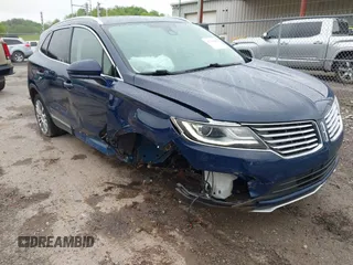 2018 Lincoln MKC Reserve with VIN 5LMCJ3D91JUL28728, listed as a IAAI auction lot 42196869 with 60,541 mi miles and . Bid and sale history available at DreamBid. Image 1.