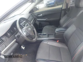 2017 Toyota Camry XLE z VIN 4T1BF1FK5HU814926, wystawiony jako IAAI lot #41917832 z przebiegiem 69 702 mil mil oraz . Historia ofert i sprzedaży dostępna na DreamBid. Obrazek 5.