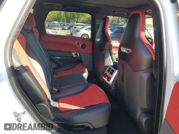 2019 Land Rover Range Rover Sport SVR z VIN SALWZ2SE0KA863181, wystawiony jako Copart lot #70410284 z przebiegiem 32 908 mil mil oraz Szkoda całkowita • Salvage title. Historia ofert i sprzedaży dostępna na DreamBid. Obrazek 10.