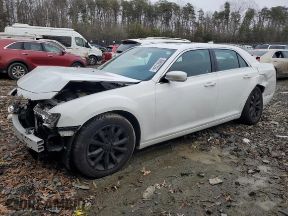 2015 Chrysler 300 Limited with VIN 2C3CCARG2FH849419, listed as a Copart auction lot 86607224 with 64,724 mi miles and Salvage Title. Bid and sale history available at carsss.com. Image 1.