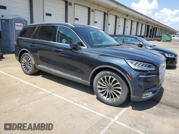 2021 Lincoln Aviator Reserve with VIN 5LM5J7WC1MGL14274, listed as a Copart auction lot 66223795 with Not provided miles and Salvage title. Bid and sale history available at DreamBid. Image 4.