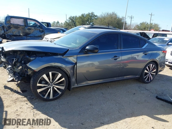 2020 Nissan Altima 2.5 SR with VIN 1N4BL4CV8LN319657, listed as a IAAI auction lot 41667178 with 64,803 mi miles. Bid and sale history available at carsss.com. Image 15.