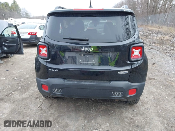 2017 Jeep Renegade Latitude with VIN ZACCJBBB5HPE89005, listed as a IAAI auction lot 41922774 with 110,068 mi miles. Bid and sale history available at carsss.com. Image 16.