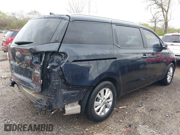 2017 Kia Sedona LX with VIN KNDMB5C12H6247879, listed as a IAAI auction lot 42020233 with 113,919 mi miles and . Bid and sale history available at DreamBid. Image 4.