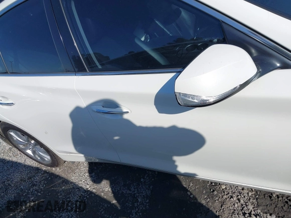 2017 Infiniti Q50 3.0t Premium with VIN JN1EV7APXHM742506, listed as a IAAI auction lot 41442763 with 73,348 mi miles. Bid and sale history available at carsss.com. Image 14.