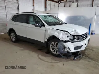 2018 Volkswagen Tiguan S z VIN 3VV0B7AXXJM010176, wystawiony jako Copart lot #51100185 z przebiegiem 84 032 mil mil oraz Szkoda całkowita • Salvage title. Historia ofert i sprzedaży dostępna na DreamBid. Obrazek 4.