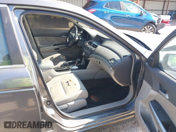 2009 Honda Accord EX-L z VIN 1HGCP26859A108978, wystawiony jako IAAI lot #42329645 z przebiegiem 279 707 mil mil oraz . Historia ofert i sprzedaży dostępna na DreamBid. Obrazek 5.