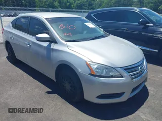 2015 Nissan Sentra SV z VIN 3N1AB7AP3FL653407, wystawiony jako IAAI lot #42326169 z przebiegiem 157 851 mil mil oraz . Historia ofert i sprzedaży dostępna na DreamBid. Obrazek 1.