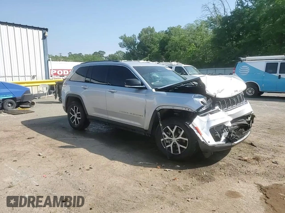 2023 Jeep Grand Cherokee Limited with VIN 1C4RJGBG1P8902983, listed as a Copart auction lot 53397875 with 35,288 mi miles and Salvage title. Bid and sale history available at DreamBid. Image 14.