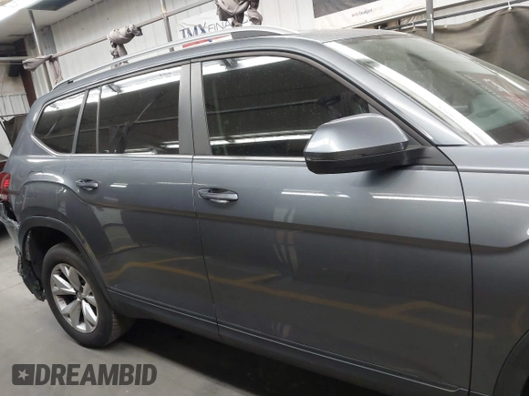 2019 Volkswagen Atlas SE с VIN 1V2DR2CA1KC591124, выставлен на аукционе IAAI как лот 42111572 с пробегом 40 430 миль миль и . История ставок и продаж доступна на DreamBid. Изображение 13.