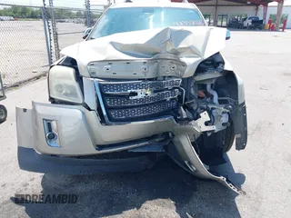 2011 GMC Terrain SLT-2 z VIN 2CTALWEC8B6351318, wystawiony jako IAAI lot #42332026 z przebiegiem 170 322 mil mil oraz . Historia ofert i sprzedaży dostępna na DreamBid. Obrazek 6.