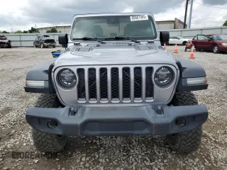 2020 Jeep Gladiator Rubicon z VIN 1C6JJTBG7LL102712, wystawiony jako Copart lot #60887965 z przebiegiem 80 262 mil mil oraz Szkoda całkowita • Salvage title. Historia ofert i sprzedaży dostępna na DreamBid. Obrazek 5.