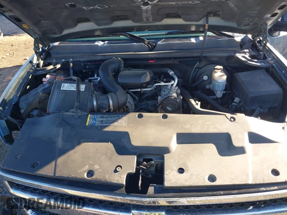 2008 Chevrolet Silverado 1500 Work Truck with VIN 1GCEC14X08Z201866, listed as a IAAI auction lot 41676035 with 96,202 mi miles. Bid and sale history available at carsss.com. Image 10.