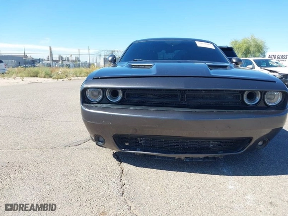 2015 Dodge Challenger R/T Plus with VIN 2C3CDZBT7FH744586, listed as a IAAI auction lot 40672887 with NaN miles. Bid and sale history available at carsss.com. Image 12.