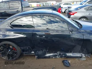 2024 BMW M2 z VIN 3MF13DM09R8E89933, wystawiony jako IAAI lot #41585250 z przebiegiem 15 462 mil mil oraz . Historia ofert i sprzedaży dostępna na DreamBid. Obrazek 14.