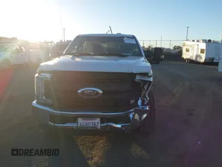 2019 Ford Super Duty F-250 SRW XL with VIN 1FT7W2A69KED53077, listed as a IAAI auction lot 40785535 with 47,928 mi miles. Bid and sale history available at carsss.com. Image 12.