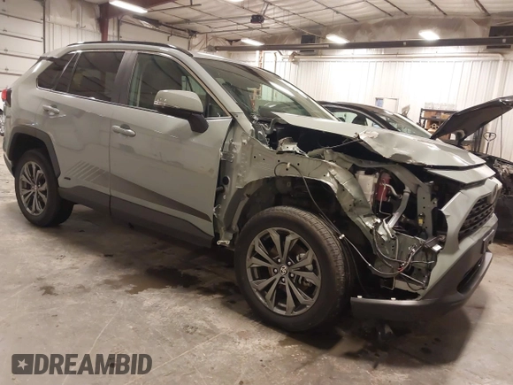 2023 Toyota RAV4 Hybrid XLE Premium z VIN 4T3B6RFV0PU118506, wystawiony jako IAAI lot #41972785 z przebiegiem 16 496 mil mil oraz . Historia ofert i sprzedaży dostępna na DreamBid. Obrazek 1.