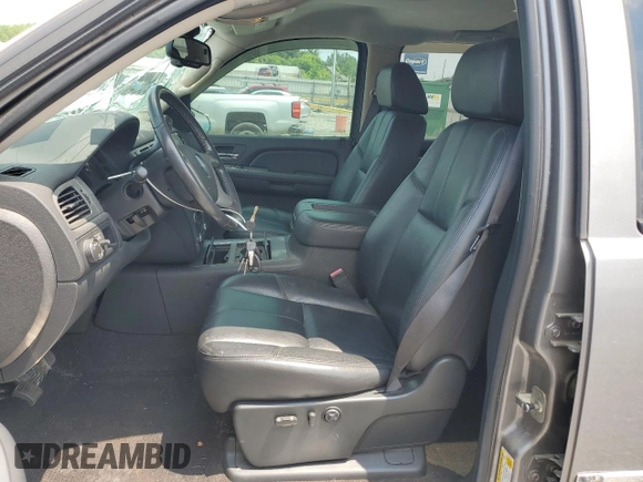 2008 GMC Sierra 1500 SLT z VIN 2GTEC13J681331799, wystawiony jako Copart lot #57895325 z przebiegiem 85 925 mil mil oraz Szkoda całkowita • Salvage title. Historia ofert i sprzedaży dostępna na DreamBid. Obrazek 7.