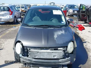 2014 FIAT 500 Pop z VIN 3C3CFFAR8ET236583, wystawiony jako IAAI lot #41787154 z przebiegiem 79 404 mil mil oraz . Historia ofert i sprzedaży dostępna na DreamBid. Obrazek 6.
