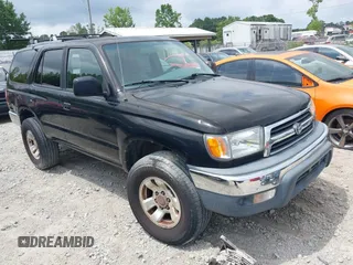 2000 Toyota 4Runner SR5 z VIN JT3HN86RXY0308057, wystawiony jako IAAI lot #42388038 z przebiegiem 261 007 mil mil oraz . Historia ofert i sprzedaży dostępna na DreamBid. Obrazek 1.