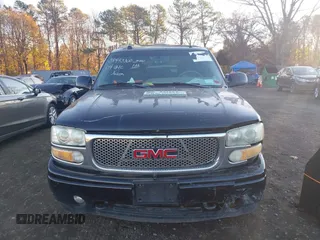2004 GMC Yukon Denali z VIN 1GKEK63UX4J280662, wystawiony jako IAAI lot #40847473 z przebiegiem 95 677 mil mil oraz . Historia ofert i sprzedaży dostępna na DreamBid. Obrazek 6.