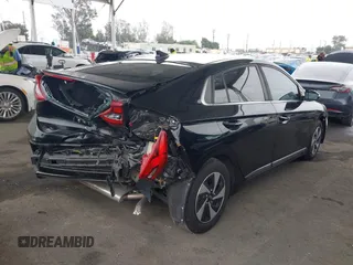 2018 Hyundai Ioniq SEL z VIN KMHC75LC5JU072068, wystawiony jako IAAI lot #41895910 z przebiegiem 255 532 mil mil oraz . Historia ofert i sprzedaży dostępna na DreamBid. Obrazek 4.