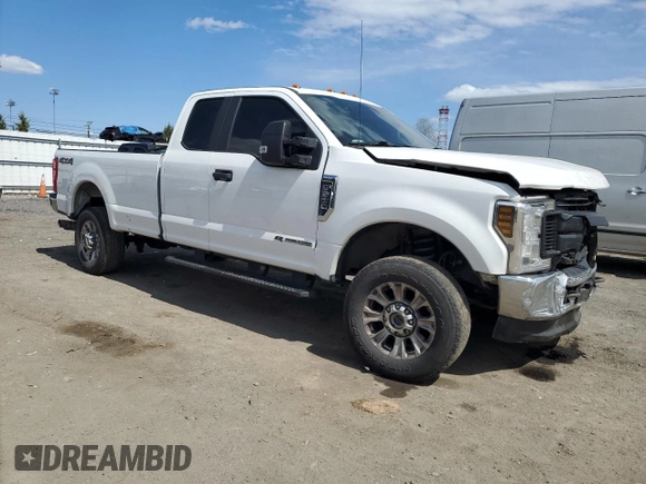 2019 Ford F-250 XL with VIN 1FT7X2BT5KEG19454, listed as a Copart auction lot 52935925 with 176,681 mi miles and Salvage title. Bid and sale history available at DreamBid. Image 4.