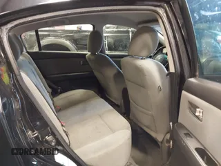 2011 Nissan Sentra 2.0 with VIN 3N1AB6AP0BL655099, listed as a IAAI auction lot 41288016 with 170,275 mi miles and . Bid and sale history available at DreamBid. Image 8.