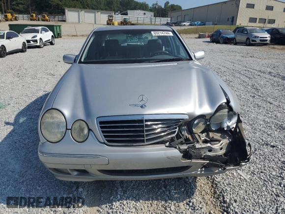 2001 Mercedes-Benz E-Class with VIN WDBJF65J11B272438, listed as a Copart auction lot 69214744 with 194,492 mi miles and Salvage Title. Bid and sale history available at carsss.com. Image 5.