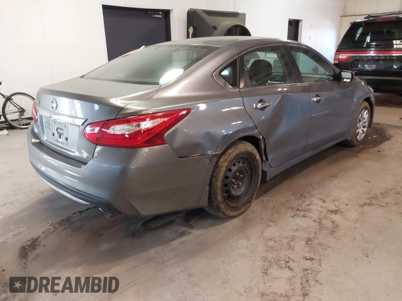 2016 Nissan Altima SV with VIN 1N4AL3AP5GC177327, listed as a IAAI auction lot 41357392 with 114,544 mi miles and . Bid and sale history available at DreamBid. Image 4.