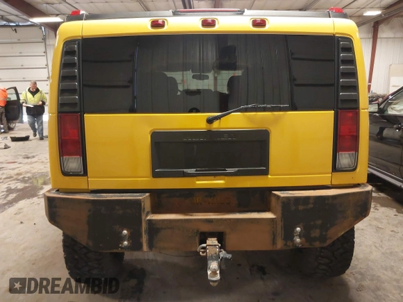 2006 Hummer H2 with VIN 5GRGN23U86H110989, listed as a IAAI auction lot 41409816 with 192,988 mi miles. Bid and sale history available at carsss.com. Image 16.