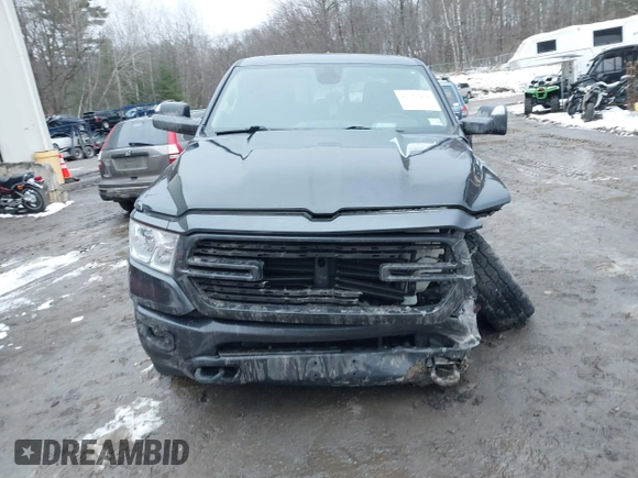 2019 Ram 1500 Big Horn z VIN 1C6SRFFT6KN811253, wystawiony jako IAAI lot #41071264 z przebiegiem 83 624 mil mil oraz . Historia ofert i sprzedaży dostępna na DreamBid. Obrazek 12.