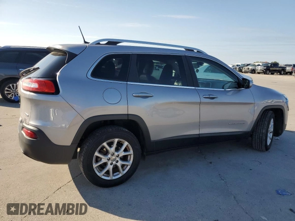 2018 Jeep Cherokee Latitude Plus with VIN 1C4PJLLBXJD538662, listed as a Copart auction lot 55590635 with 83,546 mi miles and Salvage title. Bid and sale history available at DreamBid. Image 3.