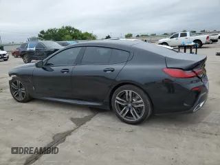 2022 BMW 8 Series 840i z VIN WBAGV4C01NCH18603, wystawiony jako Copart lot #51969445 z przebiegiem 19 502 mil mil oraz Tytuł czysty. Historia ofert i sprzedaży dostępna na DreamBid. Obrazek 2.