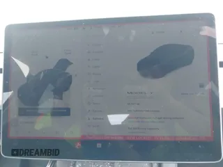2022 Tesla Model Y Performance z VIN 7SAYGDEF5NF546680, wystawiony jako IAAI lot #42229359 z przebiegiem 55 597 mil mil oraz . Historia ofert i sprzedaży dostępna na DreamBid. Obrazek 17.