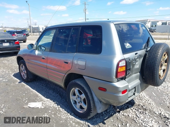 2000 Toyota RAV4 z VIN JT3HP10V2Y7170691, wystawiony jako IAAI lot #41975965 z przebiegiem 167 271 mil mil oraz . Historia ofert i sprzedaży dostępna na DreamBid. Obrazek 3.