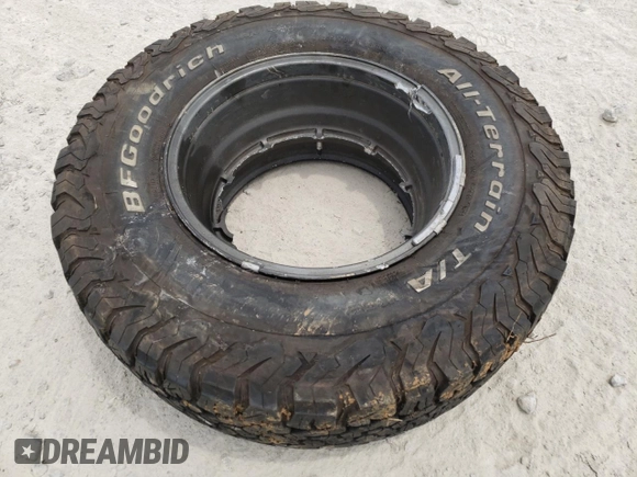 2018 Toyota Tacoma SR z VIN 5TFCZ5AN8JX143068, wystawiony jako Copart lot #58862394 z przebiegiem Nie podano mil oraz Nie do naprawy • Non repairable. Historia ofert i sprzedaży dostępna na DreamBid. Obrazek 14.